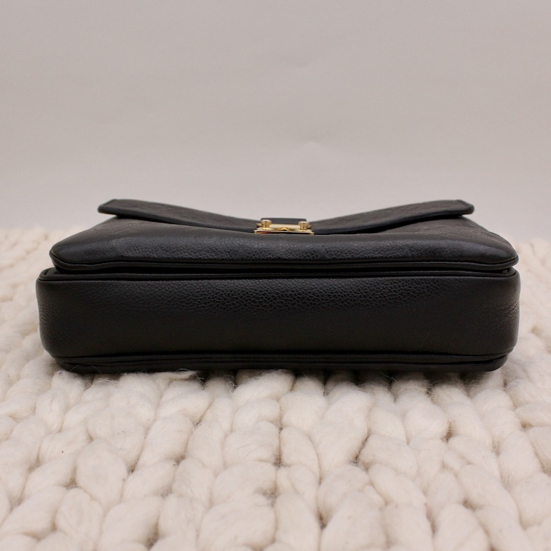 Pochette Métis en cuir monogram empreinte noir - Louis Vuitton Pochette Métis en cuir monogram empreinte noir - Louis Vuitton – Image 5