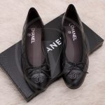 Ballerines en cuir de veau vieilli noir p.37,5 - Chanel Dressingment Votre
