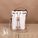 Sac Seau Mini Mon Trésor tressé en cuir blanc et beige - Fendi Dressingment Votre