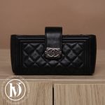 Pochette PM Boy en cuir noir - Chanel Dressingment Votre