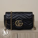Sac super mini Marmont en cuir noir - Gucci Dressingment Votre