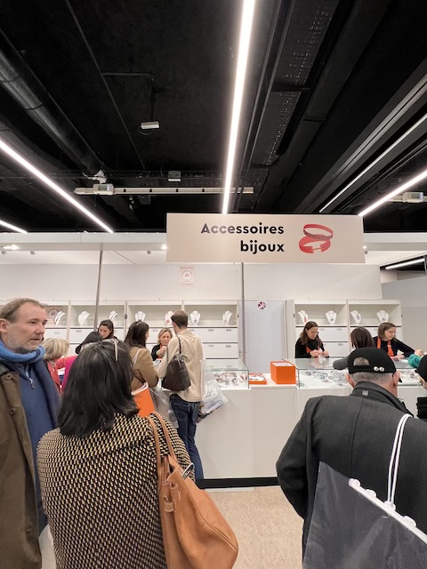 Comment accéder aux ventes privées Hermès ? Comment se passe une vente privée Hermès ? Comment accéder aux ventes privées Hermès ? Comment se passe une vente privée Hermès ? Dressingment Votre