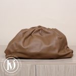 Pochette Pouch en cuir camel - Bottega Veneta Dressingment Votre
