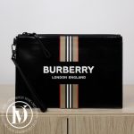 Pochette zippée en toile enduite noire - Burberry Dressingment Votre