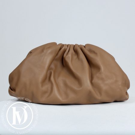 Sac Pouch en cuir camel - Bottega Veneta Dressingment Votre