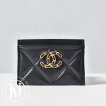 Porte-cartes Chanel 19 en cuir noir - Chanel Dressingment Votre