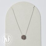 Collier Baby Lace monogram en or blanc - Ginette NY Dressingment Votre