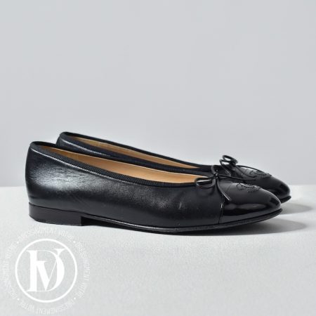 Ballerines en cuir de veau noir p.36,5C - Chanel Dressingment Votre