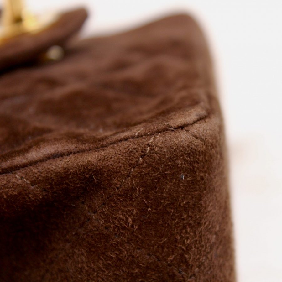 Sac Mini Timeless vintage en veau suédé marron - Chanel Dressingment Votre