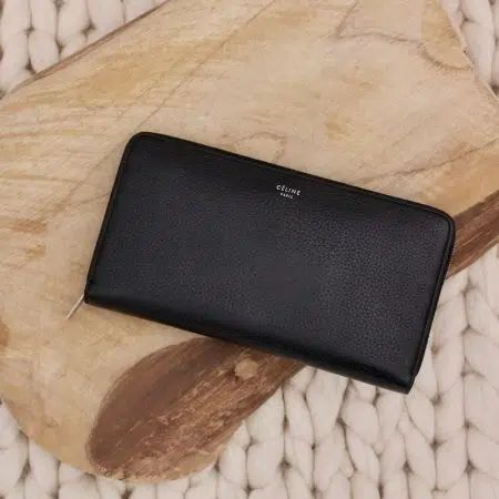 Portefeuille en cuir grainé bleu navy - Céline Portefeuille en cuir grainé bleu navy - Céline Dressingment Votre