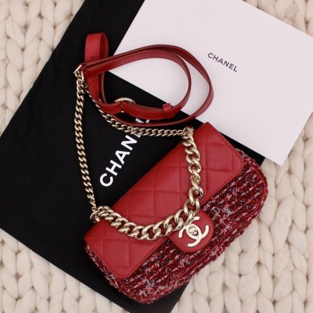 Petit sac à rabat en cuir et tweed rouge - Chanel Dressingment Votre