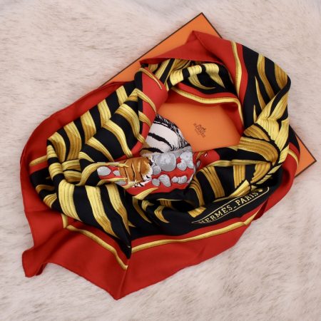 Carré 90 Tigre Royal en soie - Hermès Dressingment Votre
