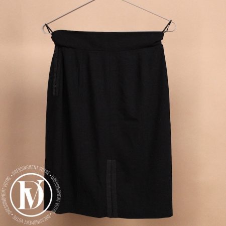 Jupe en laine noire t.36 - Chanel Dressingment Votre
