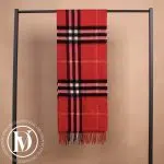 Écharpe tartan en cachemire rouge - Burberry Dressingment Votre