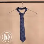 Cravate vintage en soie bleu marine - Hermès Dressingment Votre