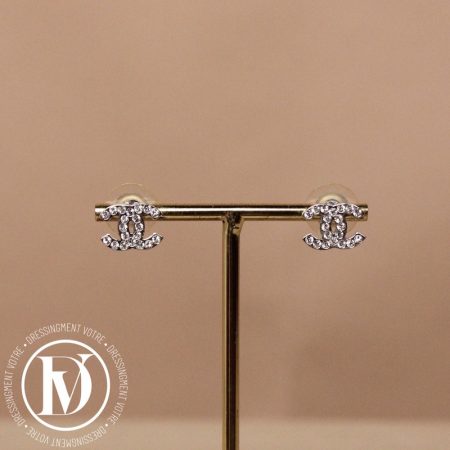 Boucles d'oreilles CC en métal argent et strass - Chanel Dressingment Votre