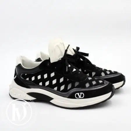 Sneakers Ready Go Runner rockstud p.37,5 - Valentino Basket d'occasion de luxe pour femmes Sneakers Ready Go Runner rockstud p.37,5 - Valentino Dressingment Votre