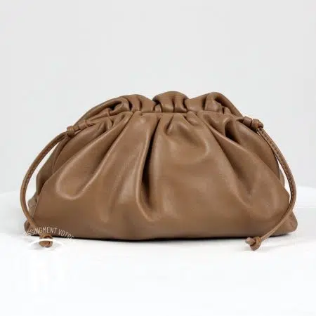 Sac Mini Pouch en cuir camel - Bottega Veneta Sac Mini Pouch en cuir camel - Bottega Veneta Dressingment Votre