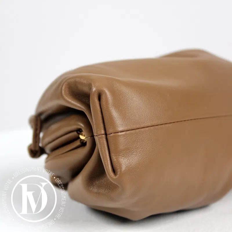 Sac Mini Pouch en cuir camel - Bottega Veneta Sac Mini Pouch en cuir camel - Bottega Veneta – Image 6
