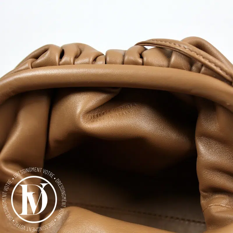 Sac Mini Pouch en cuir camel - Bottega Veneta Sac Mini Pouch en cuir camel - Bottega Veneta – Image 9