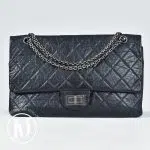 Sac 2.55 grand modèle en cuir matelassé noir - Chanel Dressingment Votre