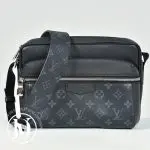 Sac Outdoor Messenger en toile monogram éclipse - Louis Vuitton Dressingment Votre