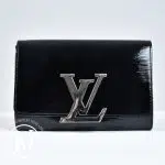 Pochette/Sac Louise en cuir épi noir - Louis Vuitton Dressingment Votre