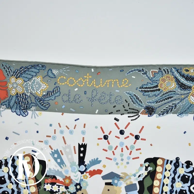 Carré 90 en soie "Costume de Fête" - Hermès Carré 90 en soie "Costume de Fête" - Hermès – Image 4