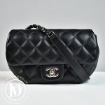 Pochette-ceinture en cuir noir - Chanel Dressingment Votre