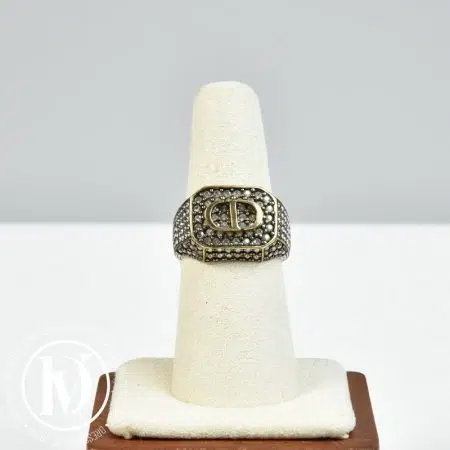Bague 30 Montaigne métal doré & strass t.L - Dior Bague 30 Montaigne métal doré & strass t.L - Dior Dressingment Votre
