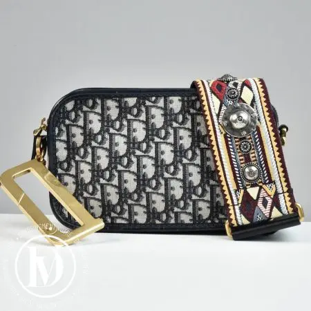 Petit sac Diorquake monogram oblique bleu - Dior Petit sac Diorquake monogram oblique bleu - Dior Dressingment Votre