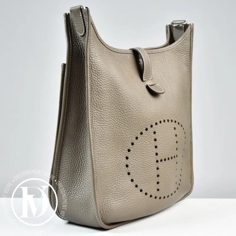 Sac Evelyne 33 taurillon clémence étoupe - Hermès Sac Evelyne 33 taurillon clémence étoupe - Hermès – Image 4