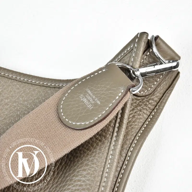 Sac Evelyne 33 taurillon clémence étoupe - Hermès Sac Evelyne 33 taurillon clémence étoupe - Hermès – Image 8