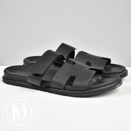 Sandales Chypre en cuir noir p.45 - Hermès
