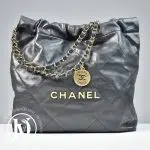 Sac Chanel 22 small en cuir gris - Chanel Dressingment Votre