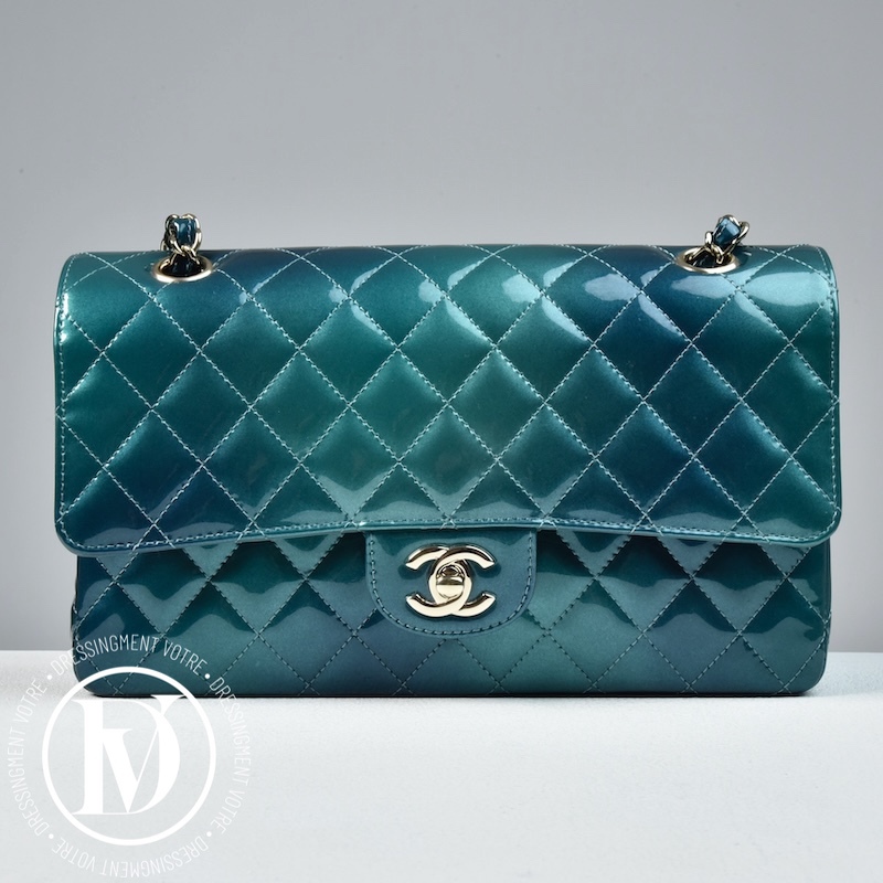 Timeless Tie en Dye en cuir vernis - Chanel Dressingment Votre