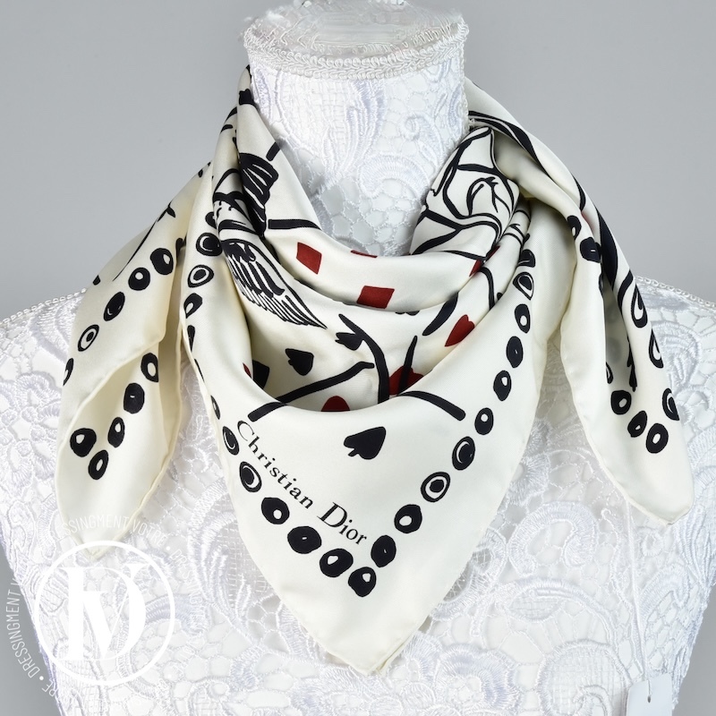 Carré 70 "Playing cards" en soie - Dior Dressingment Votre