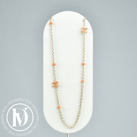 Sautoir CC en métal doré et perles - Chanel