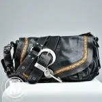 Sac Gaucho en cuir marron foncé - Dior Dressingment Votre