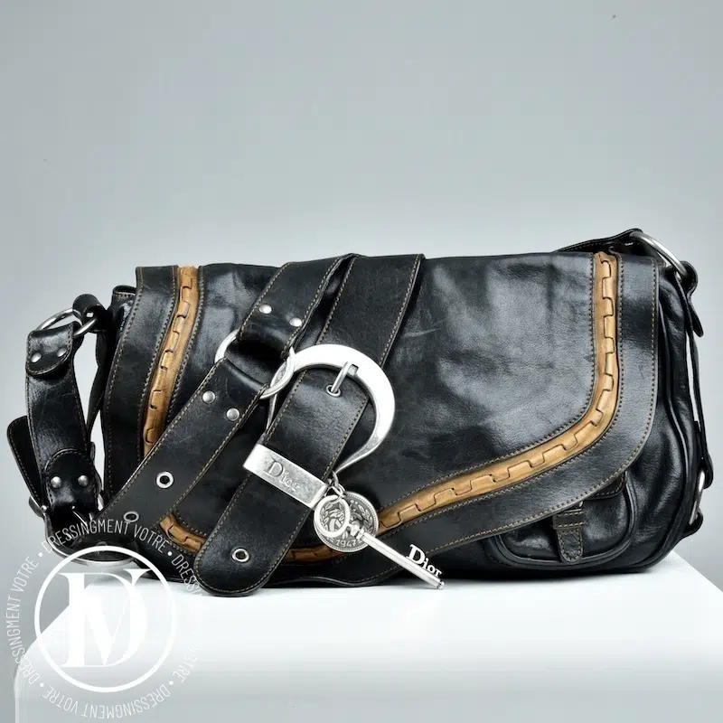 Sac Gaucho en cuir marron foncé - Dior Sac Gaucho en cuir marron foncé - Dior