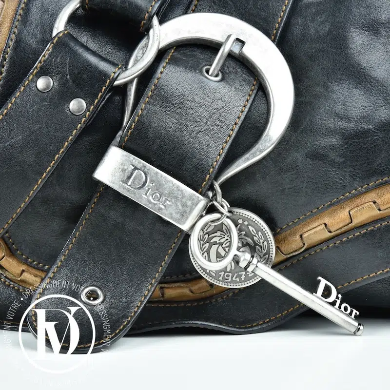Sac Gaucho en cuir marron foncé - Dior Sac Gaucho en cuir marron foncé - Dior – Image 3
