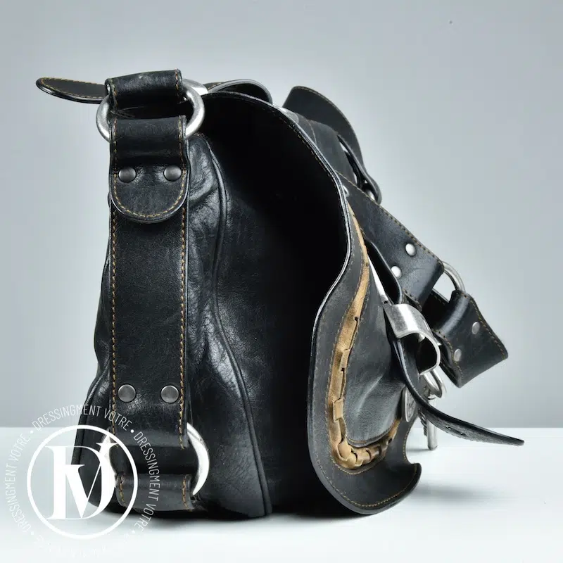 Sac Gaucho en cuir marron foncé - Dior Sac Gaucho en cuir marron foncé - Dior – Image 4