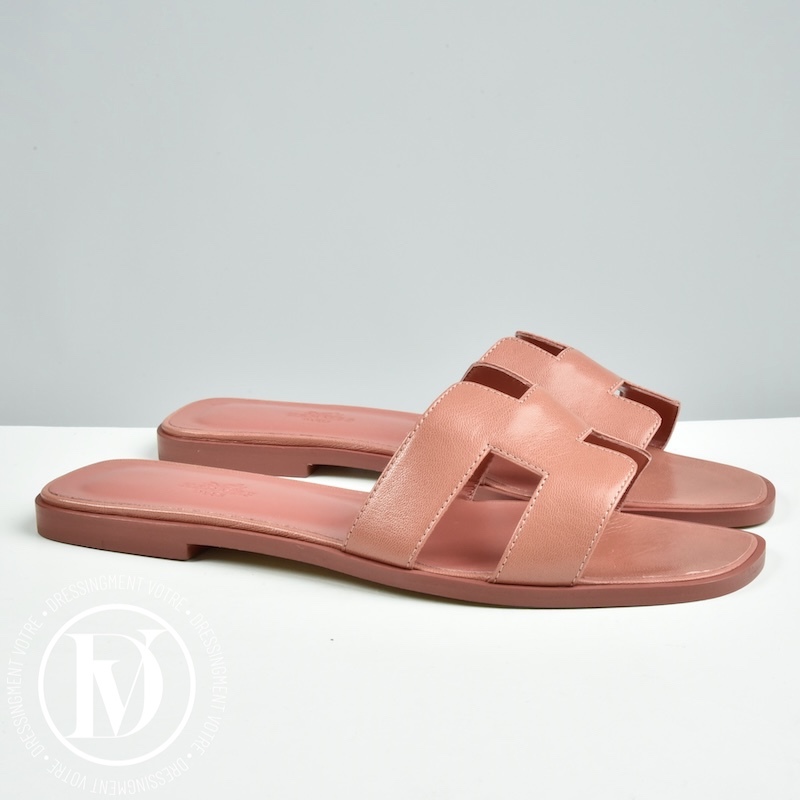 Mules Oran en cuir rose p.40 - Hermès Mules Oran en cuir rose p.40 - Hermès Dressingment Votre