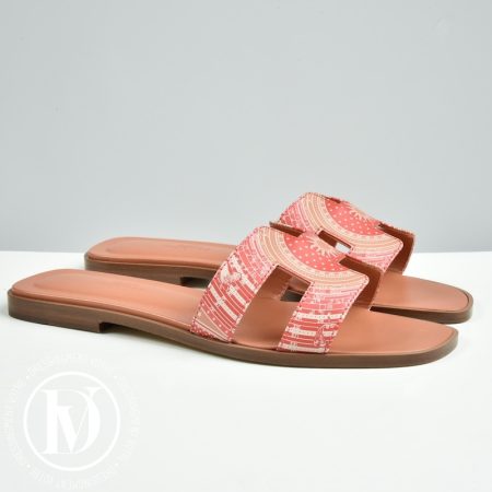 Mules Oran ed.limitée en cuir p.37,5 - Hermès