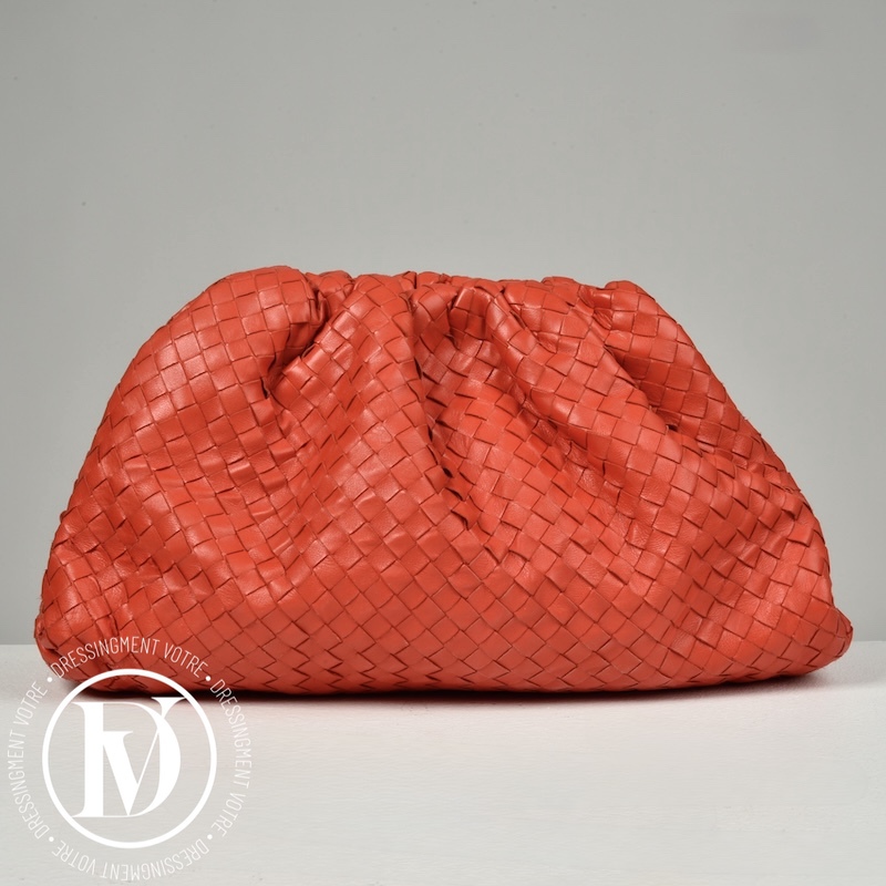 Pochette The Pouch en cuir intrecciato rouge - Bottega Veneta Dressingment Votre