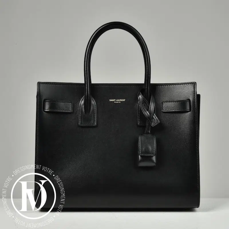 Sac de Jour Baby en cuir lisse noir - Saint Laurent site seconde main de luxe,friperie de luxe,marque de luxe pas cher,seconde main vetement de luxe,friperie haut de gamme en ligne Sac de Jour Baby en cuir lisse noir - Saint Laurent Dressingment Votre