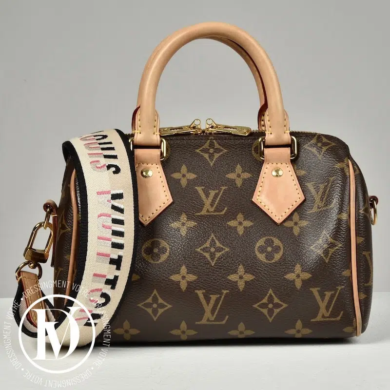 Sac Speedy 20 bandoulière en toile monogram - Louis Vuitton site seconde main de luxe,friperie de luxe,marque de luxe pas cher,seconde main vetement de luxe,friperie haut de gamme en ligne Sac Speedy 20 bandoulière en toile monogram - Louis Vuitton Dressingment Votre
