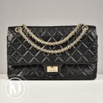 Sac médium 2.55 en cuir matelassé noir - Chanel Dressingment Votre