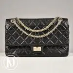 Sac médium 2.55 en cuir matelassé noir - Chanel Dressingment Votre