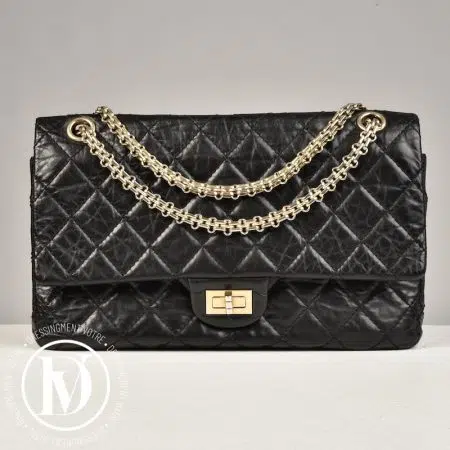 Sac médium 2.55 en cuir matelassé noir - Chanel